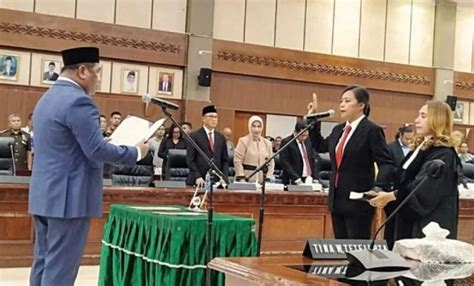 Welma Tetelepta Resmi Jabat Anggota Dprd Maluku Jurnalmaluku