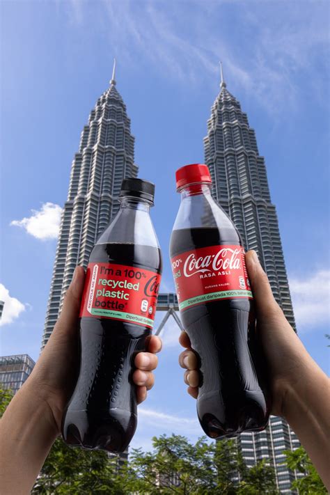 Inisiatif Coca Cola Lancarkan Botol Plastik PET 100 Kitar Semula Untuk