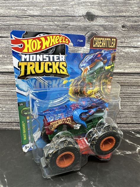 Hot Wheels Monster Truck Cagerattler New For Beast Bashers