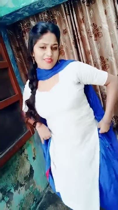 Dance Hot 🔥 Village Girl Hot Dance Desi Girl Dance Aunty Bhabhi