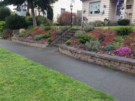 Short Brick Wall Garden Landscaping Brick Wall Garden