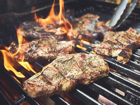 Gasgrill Guides So Geht Grillen Mit Gas BURNHARD