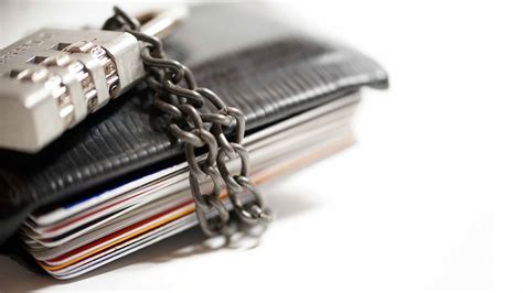 How much does it cost to lock your credit? Leia aqui: How much does it