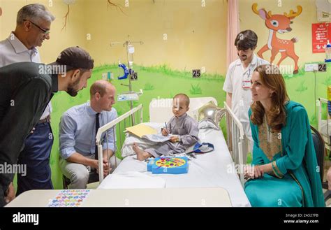 Imran Khan Hospital Hi Res Stock Photography And Images Alamy