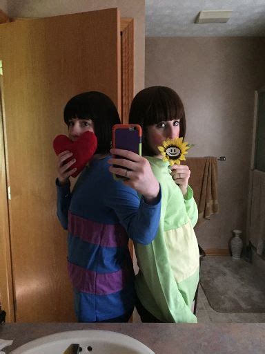 Chara & Frisk | Wiki | Cosplay Amino