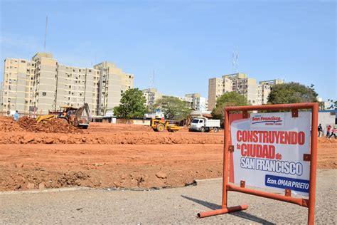 Omar Prieto dio inicio a los trabajos de construcción de la Plaza de la