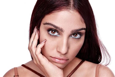 Madonnas Daughter Lourdes Leon Stars In New Make Up For Ever Campaign