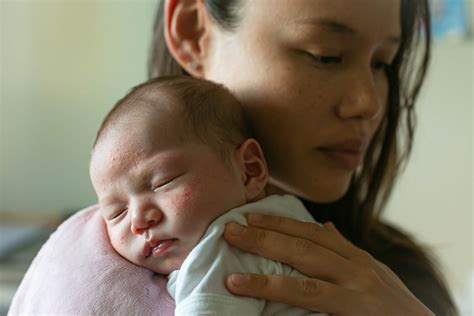 Quels sont les symptômes et les causes du cytomégalovirus