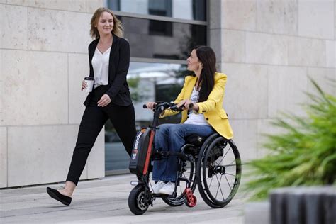 Empulse F El Nuevo Handbike El Ctrico Para Silla De Ruedas De