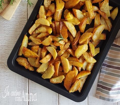 Patate Al Forno Speziate Come Farle A Casa Croccanti Fuori Morbide