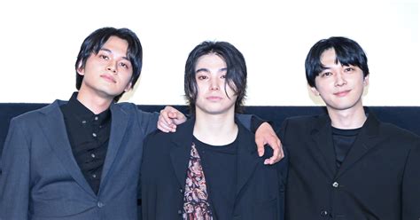 北村匠海＆吉沢亮が仲間・村上虹郎と念願の東リべ2舞台挨拶「一虎は虹郎しかいないと思った」（舞台挨拶レポート 写真13枚） 音楽ナタリー