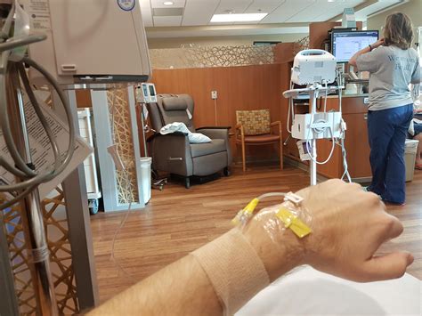 First remicade infusion...I got a nice infusion place : r/CrohnsDisease