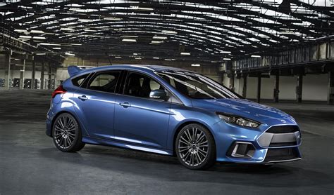 Ford Focus RS Photos and Specs. Photo: Ford Focus RS tuning and 22 ...