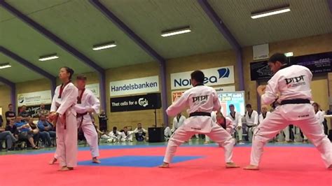 What are these poomsae forms can anyone tell please is this low block ...