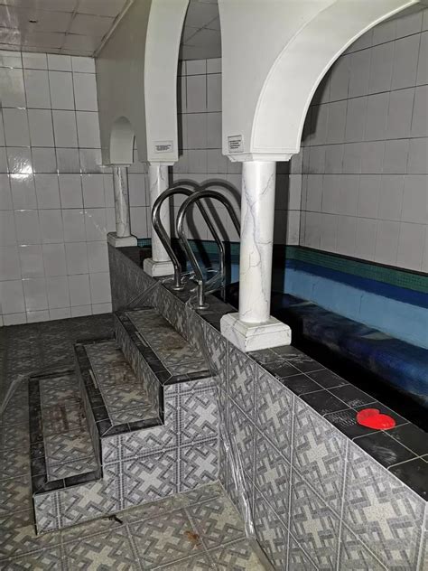 Obscene Murals And Dirty Hot Tub Found Inside Former Sheffield Sex Club YorkshireLive