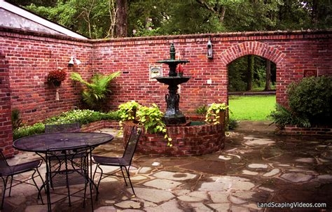 Lovely Brick Courtyard Patio Courtyard Ideas Brick Patios