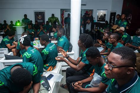 Publireportage Infinix Confirme Son Leadership Dans Les Jeux Vid Os Sur Mobile Avec Le Hot