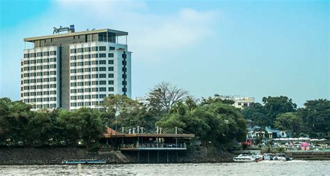 brazzaville» Info ≡ Voyage - Carte - Plan
