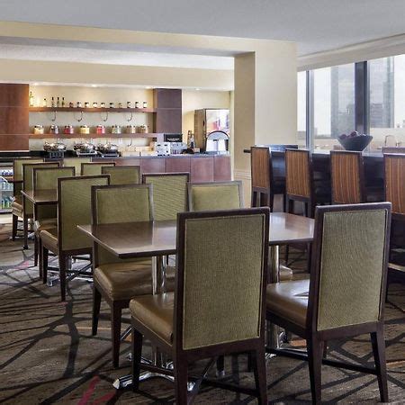 Houston Marriott West Loop By The Galleria Hotel Expert Review: What To ...