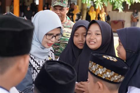 Potret Pendidikan Di Kabupaten Blitar Selama Tiga Tahun Terakhir