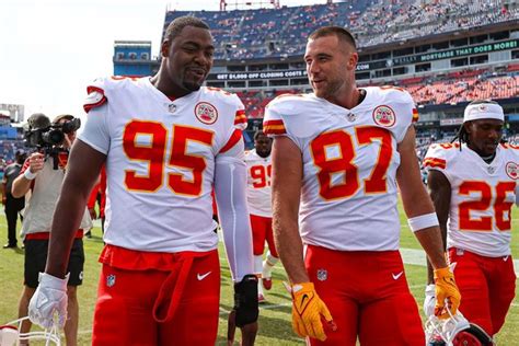 Travis Kelce And Chris Jones Named To Nflpa All Pro Team