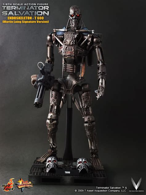 Hot Toys MMS 97 Terminator Salvation Endoskeleton T 600 Martin