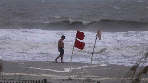 Watch The Coastal Storm Roll Through Nc Via Beach Cams Charlotte Observer