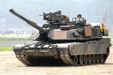 The Army Desperately Wants A Pint Sized Tank With A Big Gun, Here's ...