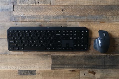 Logitech MX Master 3 mouse and MX Keys keyboard review