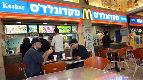 McDonald’s subsidiaries take sides in Israel-Gaza war — RT World News