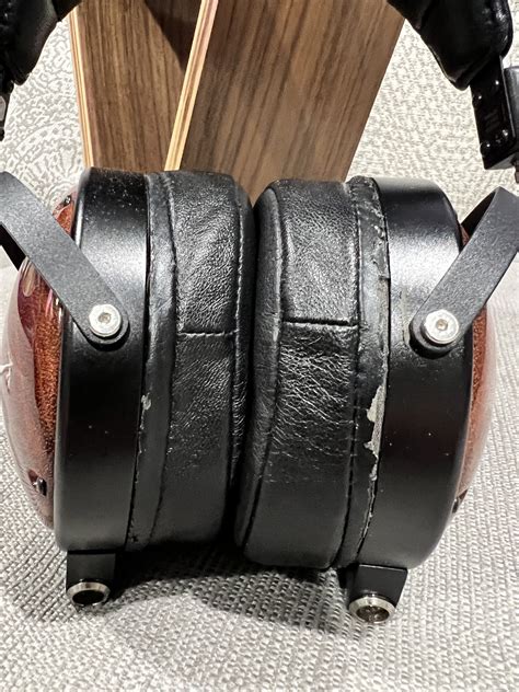 Closed Audeze LCD XC Rosewood Headphone Reviews And Discussion