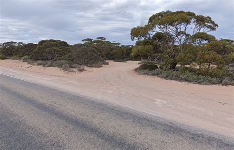 Eyre Highway Km Westbound Rest Area Camping Nullarbor Plain Guide