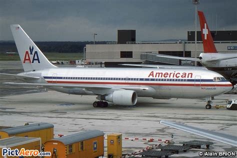 Boeing 767 223 ER N334AA American Airlines By Alain BRION Pictaero