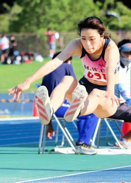 神戸新聞next｜スポーツ｜陸上・近畿選手権 女子三段跳び船田、女子ハンマー投げ藤本が大会新v