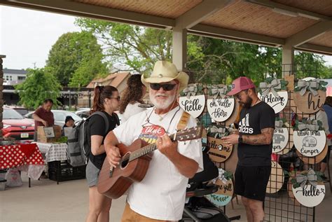 Uptown Ankeny Farmers Market | Ankeny, Iowa | Travel Iowa