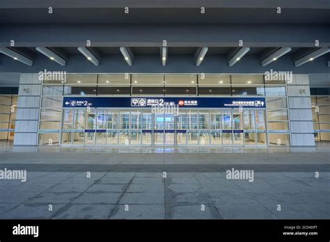 Nach sieben Jahren Umbau und Wiederaufbau Hangzhounan Bahnhof öffnet