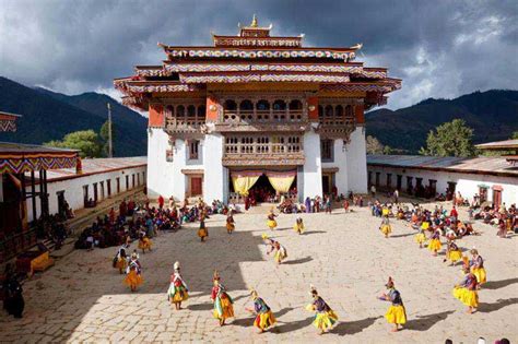 Best Of Bhutan Tour 141709 Holiday Packages To Phuentsholing Thimphu