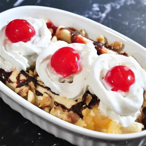 Banana Split Sundae Step By Step Culinary Shades