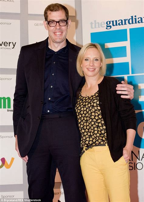 Pointless Co Host Richard Osman Finds Love With Radio Dj Emily Dean Daily Mail Online