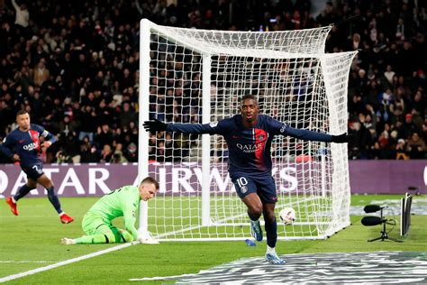 Asm Psg Le Paris Sg S Impose L As Monaco Et Creuse L Cart