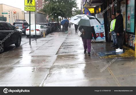 September 2023 New York Usa Heavy Rain Flooding New York – Stock Editorial Photo © thenews2.com ...