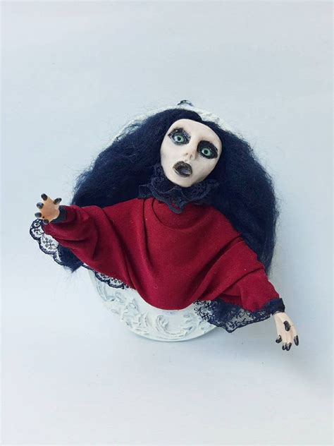 Lady Ann Gothic Home Decor Wall Art Spooky Ghost Vampire Artdoll