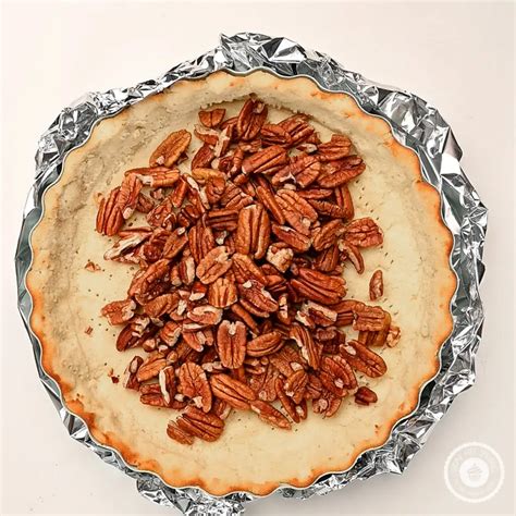 Sugar-Free Pecan Pie That Stays Sticky & Gooey When Cold!