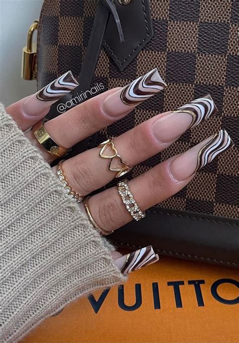 50 Gorgeous Fall Nails That Re Perfect For Thanksgiving Chocolate