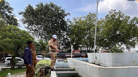 Dicat Ulang Dan Tambah Ornamen Pemkab Bekasi Percantik Lima Taman