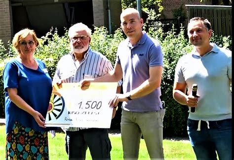 Cheque Van Ronde Tafel Voor Seniorenvereniging Kbo Zeelst Oozo Nl