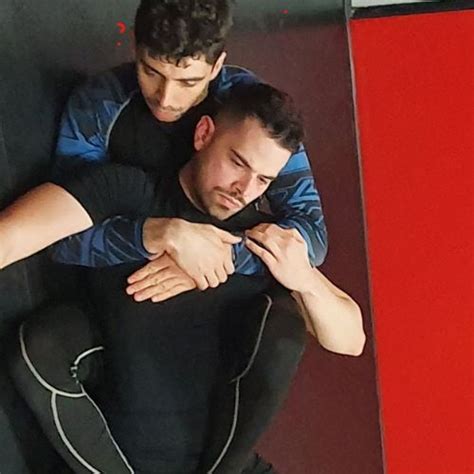 Los Agarres De Manos M S Comunes En Brazilian Jiu Jitsu Guardia Bjj