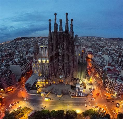 What To See In Barcelona Top 10 Essential Places That You Must Visit