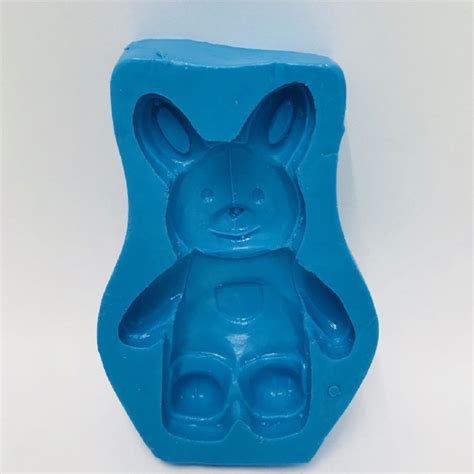 Molde De Silicone Coelho Jardineira Lashimiecia