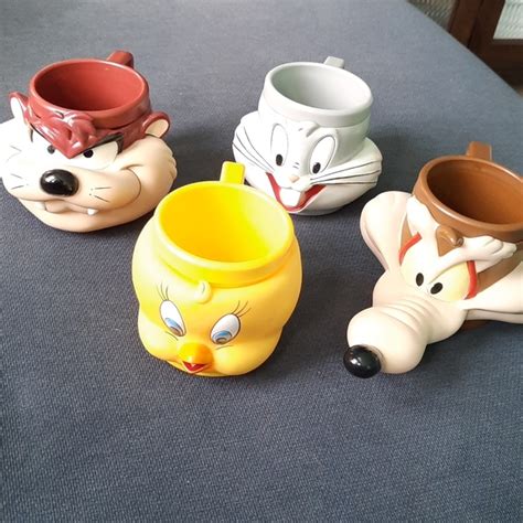 Warner Bros Kitchen Vintage Looney Tunes Mugs Poshmark